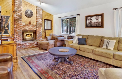 Summit Estates Ski Chalet | Evergreen Estate- Relaxing Family Resort Chalet