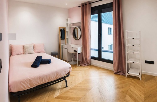 Saint-Brice-sous-Foret Cabin | Exceptional villa with heated pool and garden near Paris