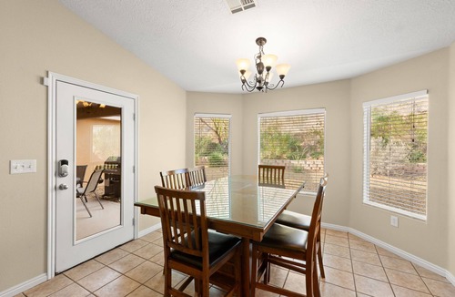 Mesquite House | Exceptional 4 Bedroom Vacation Home near Palmer Golf Course