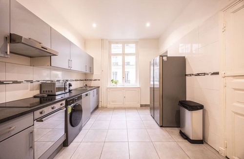 8th Arrondissement Apartment | Exceptional 5 bedroom apartment in Champs Elysees