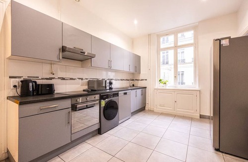 8th Arrondissement Apartment | Exceptional 5 bedroom apartment in Champs Elysees