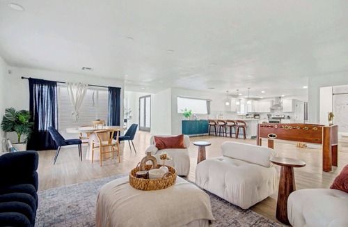 Enterprise House | Executive Enterprise Retreat | Newly Renovated Desert Oasis