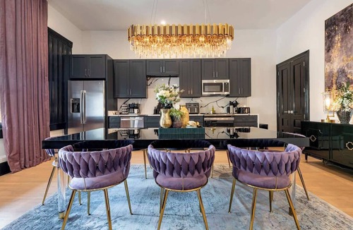 Central Business District Apartment | Experience Ultimate Luxury Downtown Hotel