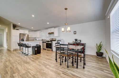 Wildomar House | Explore Temecula Wine Country! Mtn-View Home