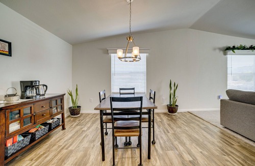Wildomar House | Explore Temecula Wine Country! Mtn-View Home