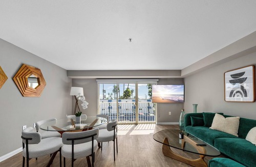 Ocean Park Apartment | Exquisite Ocean View Duplex Rooftop Santa Monica
