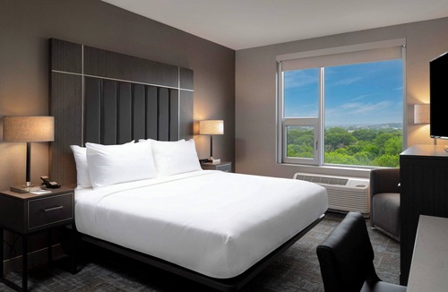 Medford Hotel | Fairfield Inn & Suites by Marriott Boston Medford