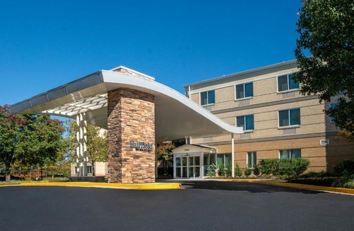 Sterling Hotel | Fairfield Inn & Suites Dulles Airport