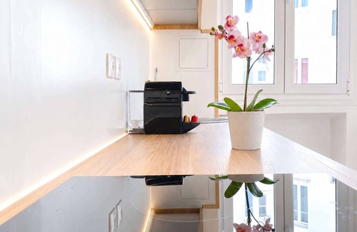 Saint-Lambert Apartment | Family appartment with lift - Eiffel Tower