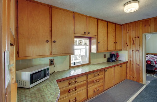 Puposky Cabin | Family Escape on Gull Lake! Dock/Launch Access