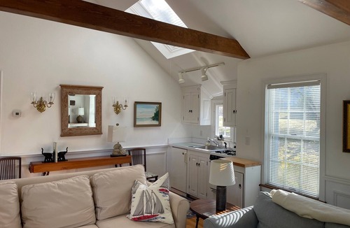 East Harwich Cabin | Family friendly cabin in Harwich, water peek & walk to private beach