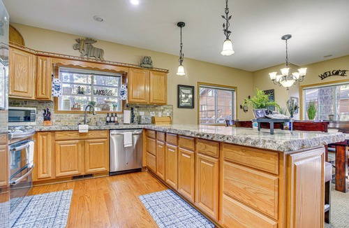 Big Bear City House | Family-Friendly Home w/Hot Tub in Big Bear!