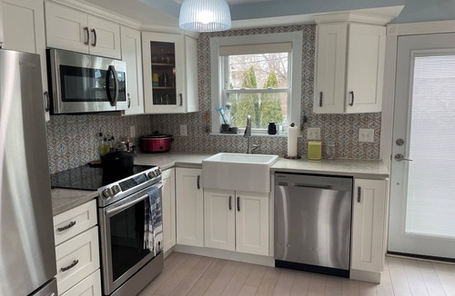 Neponset - Port Norfolk House | Family friendly, Pet Friendly House in Port Norfolk! Hidden Gem!