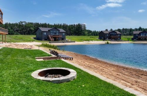 New Lisbon House | Family Fun on the Lake! Wisconsin Upland Getaway