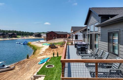 New Lisbon House | Family Fun on the Lake! Wisconsin Upland Getaway