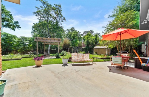 Gulfport House | Family Getaway with Huge Private Yard 5 min to Beach Peaceful Are