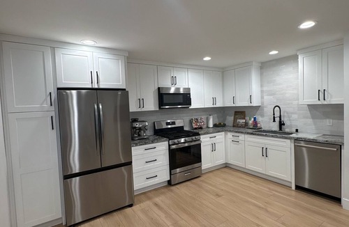 East Whittier House | Family Home Near Los Angeles, Disney & OC