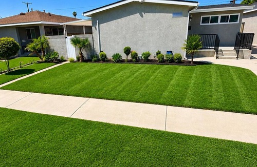 East Whittier House | Family Home Near Los Angeles, Disney & OC