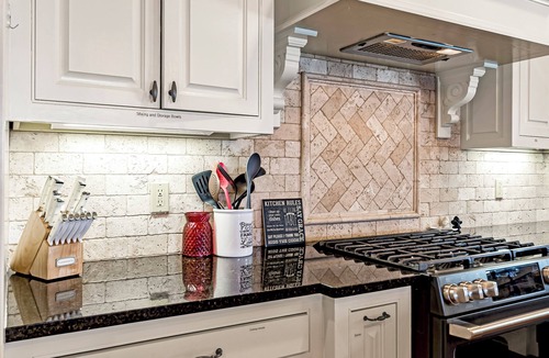 Ventress House | Family Ties, Lakefront Retreat on False River, Pier, Sleeps 10