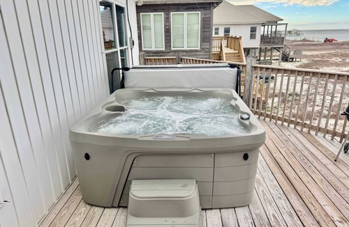 Dauphin Island House | Family Waterfront Island Home Dock Hot Tub!