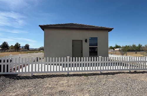 Pahrump Cabin | Fantastic 1-bedroom Brand Casita with AC in welcoming Pahrump