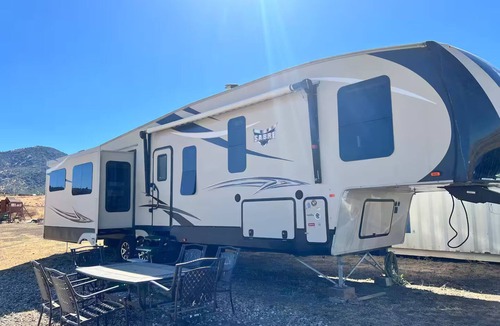 Tehachapi House | Feel the freedom