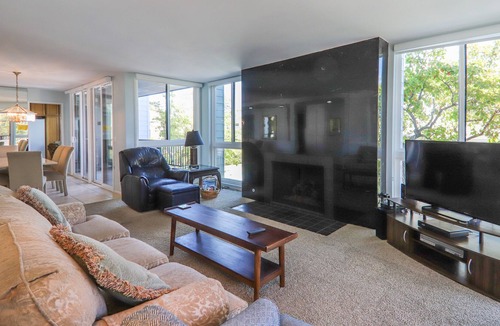 Solana Beach Condo | Feeling Fine & Sandy-Spacious Condo Near Elevator, Pool & Beach Access