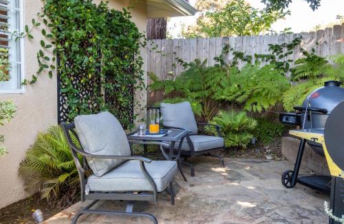 Ladera Heights Villa | FIFA PRIME-Pvt Luxe Home! King Bed, Jacuzzi, Fire Pit, BBQ! Beautiful!