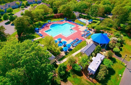 Brewster Condo | First Floor Eaton Condo, renovated kitchen with new appliances in picturesque Ocean Edge Resort.
