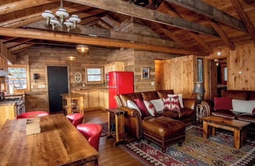 Lutsen House | Fish Hook Cove on the North Shore of Lake Superior