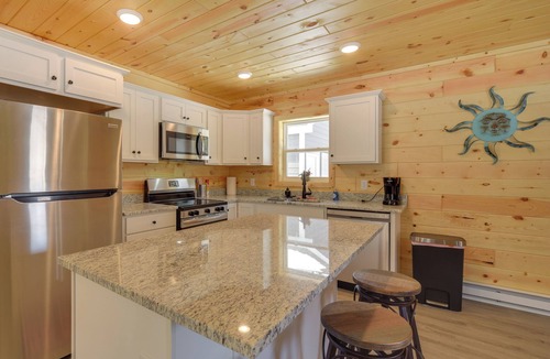 Danbury Cabin | Fish, Swim, Play: 'Voyager’s' Family Cabin w/Yard