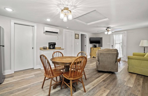 Chincoteague Cottage | Fisherman's Cottage | Cozy Island Retreat, Screened Porch, Walk to Town & Dog Friendly