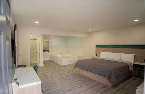 North Hollywood Hotel | Flamingo Motel