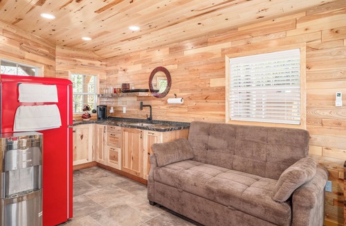 Two Harbors Cabin | Flowing Waters Retreat - Two Cabins with Sauna