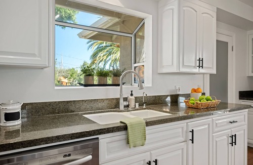 Santa Barbara House | Foothill Oasis - Luxury Home in Santa Barbara with a Pool and Hot Tub