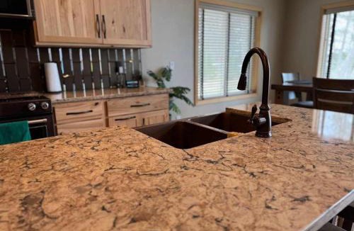 Minocqua House | Fox's Den Fence Lake Home - Private with Lake View