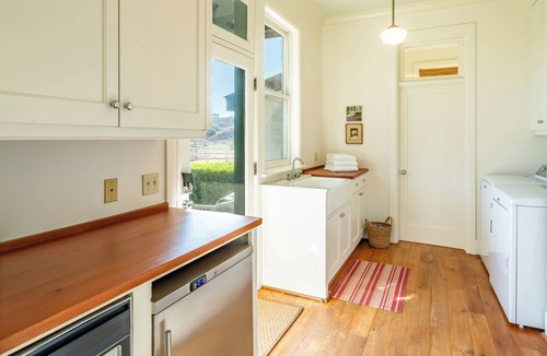 Los Olivos House | Foxen Canyon Retreat - Pickelball and Wine Country