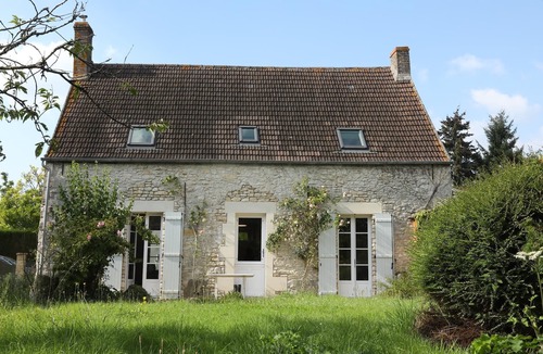 Ognon House | Maison familiale le jardin d'Aimée