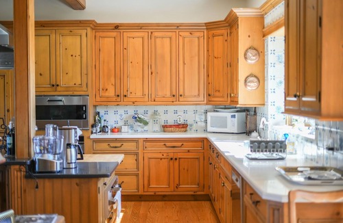 Blue Ridge House | French Country Estate on scenic Lincoln Rd just 5 miles south of Purcellville.