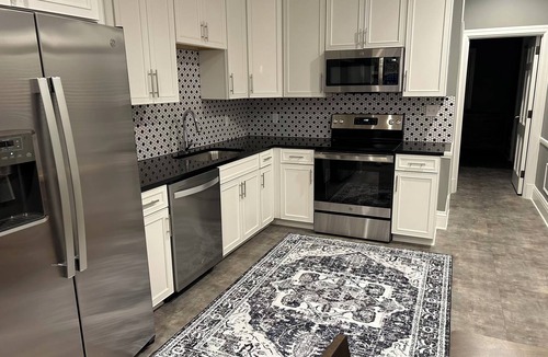 Pascagoula Condo | French Quarter-Style Downtown Executive Apartment