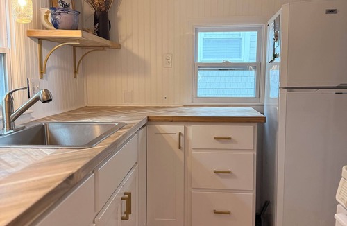 Cedar Bushes Cottage | Fresh Pond Cottage! A charming & peaceful getaway for couples or small families.