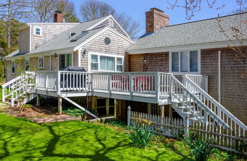 Eastham House | Freshly Renovated, Bright and Spacious, Central AC, Deeded Access to Town Cove