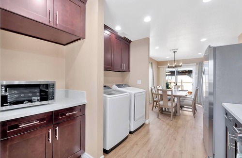 Riverview House | Fun-Filled Getaway: Disneyland, Game Room, Golf, & Beaches