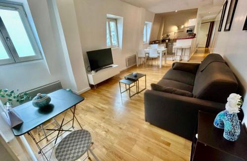 Chaussee-d'Antin Apartment | Galeries Lafayette, Opéra, élégant 2 pièces au calme