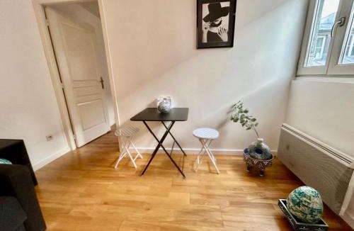 Chaussee-d'Antin Apartment | Galeries Lafayette, Opéra, élégant 2 pièces au calme