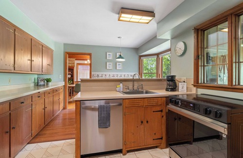Wausau Cottage | Game Room, Yard Games, and Bunks by Wisconsin River