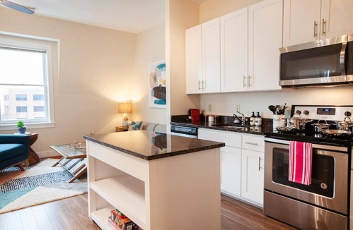 Old Town West Apartment | Garage Parking - A Cozy and Stylish Suite Xcape