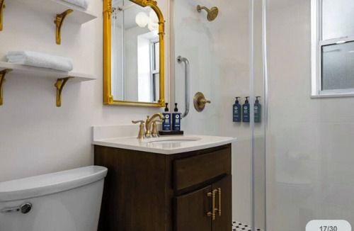 Faubourg Livaudais Hotel | GARDEN DISTRICT SPOT PERFECT FOR TULANE GRADUATION WEEK ACTIVITIES
