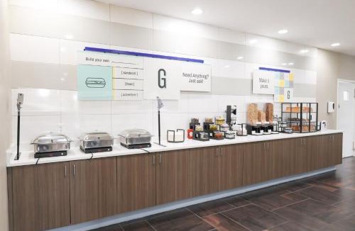 Glen Burnie Hotel | Garner Hotel Glen Burnie BWI Airport Area by IHG