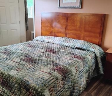 Baton Rouge Apartment | Gated 1 King Bed Room 1 Bath Apt with Full Kitchen 135